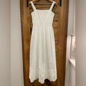 Vineyard Vines Smocked Eyelet Maxi Dress.  Color white. Size XS. NWT